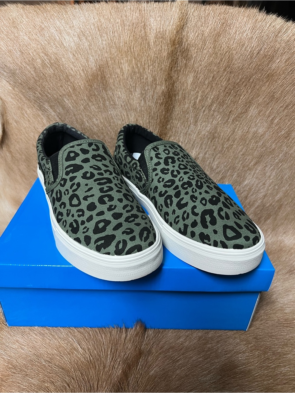Rip/dip  Slip-On Sneakers in Olive Leopard Print